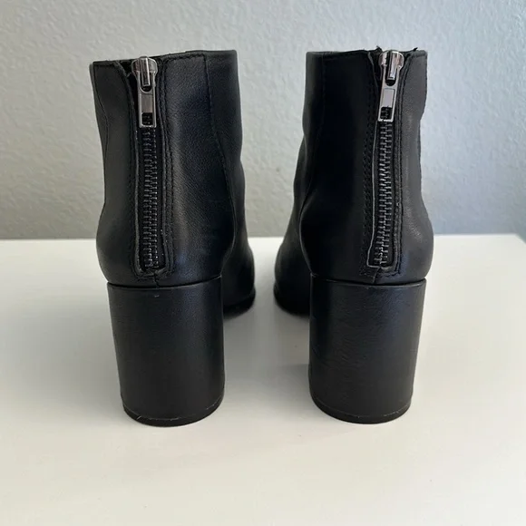 Steve Madden block heel zipper booties black size 7.5 - Picture 3 of 6